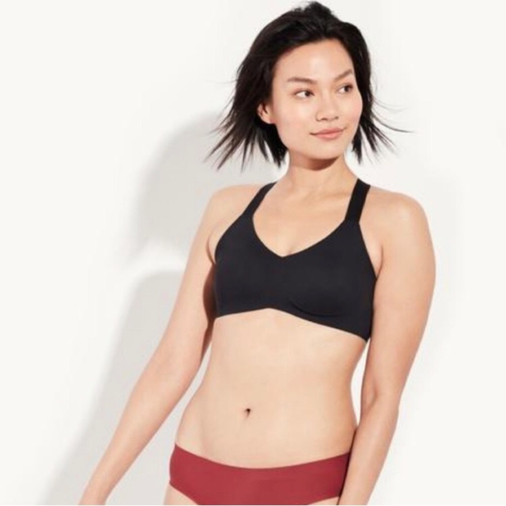 Knix v neck evolution unpadded thick strap 2